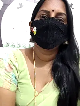 Snapshot of Tamil_Meera12 chatting on 04-27-26, 05:22 Tamil Meera12 online show from 04-27-26, 05:22