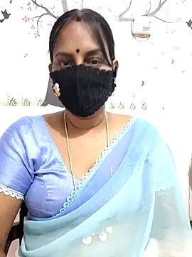Snapshot of Tamil_Meera12 chatting on 05-05-26, 04:53 Tamil Meera12 online show from 05-05-26, 04:53