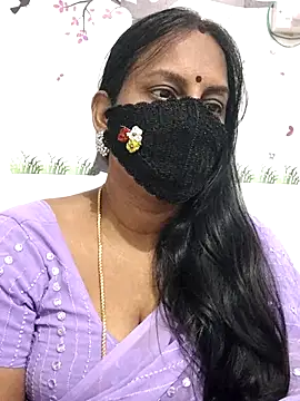 Snapshot of Tamil_Meera12 chatting on 05-06-26, 05:14 Tamil Meera12 online show from 05-06-26, 05:14
