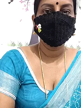 Snapshot of Tamil_Meera12 chatting on 05-27-26, 03:14 Tamil Meera12 online show from 05-27-26, 03:14