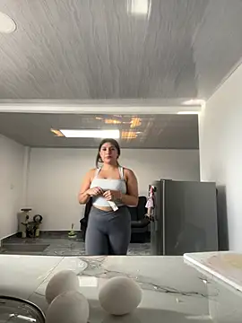 Arianna Fioree online show from 02-12-26, 06:14