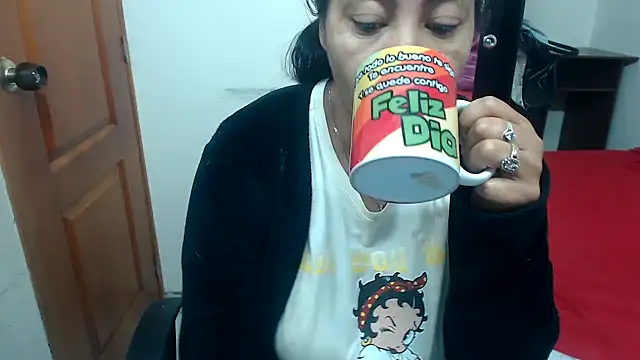 Siblleyx online show from 02-19-25, 06:43