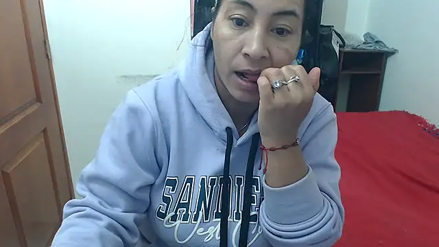 Siblleyx online show from 03-18-25, 06:04