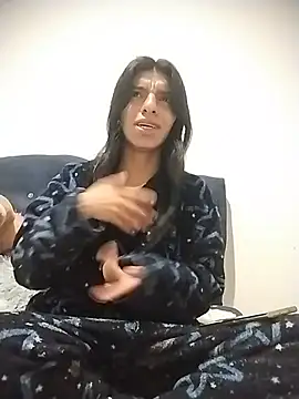 Snapshot of Ariell_Kieran chatting on 07-05-26, 04:41 Ariell Kieran online show from 07-05-26, 04:41