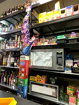 Snapshot of Andrea18_blonde chatting on 11-14-25, 03:00 Andrea18 blonde online show from 11-14-25, 03:00