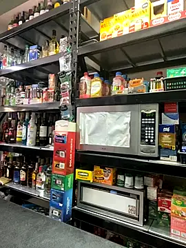 Snapshot of Andrea18_blonde chatting on 11-26-25, 02:51 Andrea18 blonde online show from 11-26-25, 02:51