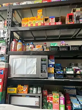 Snapshot of Andrea18_blonde chatting on 11-27-25, 02:19 Andrea18 blonde online show from 11-27-25, 02:19