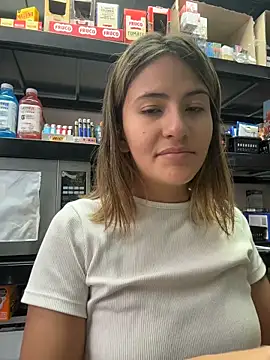 Snapshot of Andrea18_blonde chatting on 02-06-26, 03:48 Andrea18 blonde online show from 02-06-26, 03:48