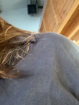 Lars-Lola online show from 11-30-25, 11:47