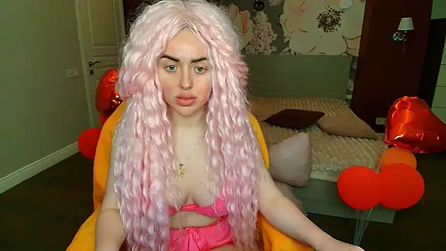 Snapshot of MissisCaty chatting on 05-31-26, 07:59 MissisCaty online show from 05-31-26, 07:59