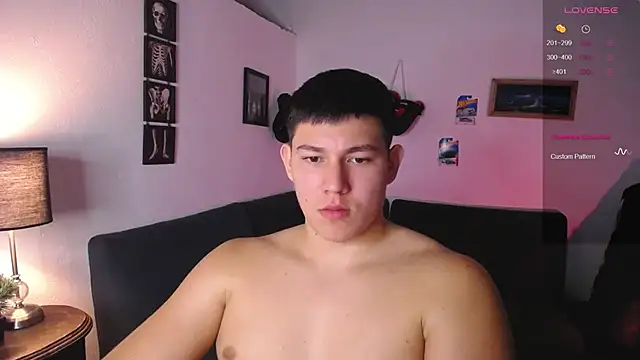 JamesCr  online show from 02-25-26, 11:47