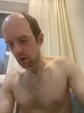 LynnAhNight online show from 04-03-26, 03:15