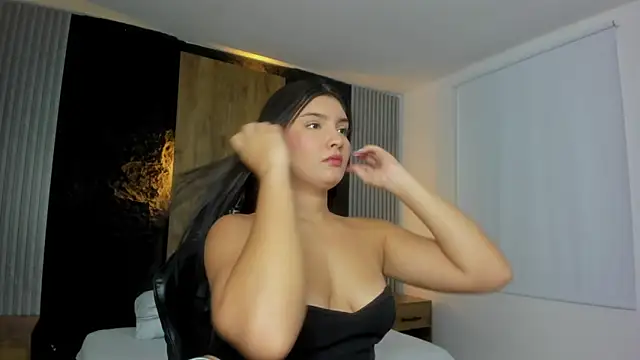 tiffanny doll  online show from 05-30-26, 12:35