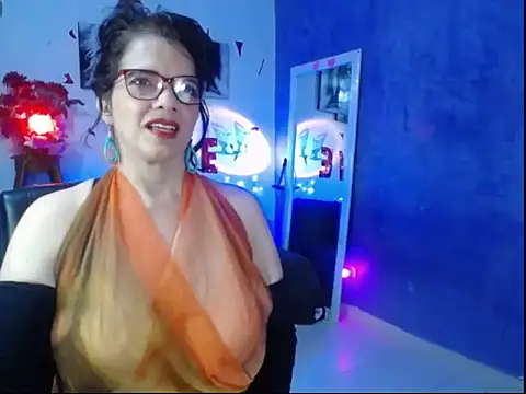 sarasmith3 online show from 02-28-25, 11:23