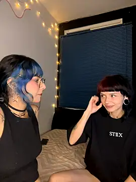 mavimist   online show from 10-12-25, 01:37