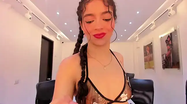 LilibetAndStrong online show from 03-22-25, 05:17