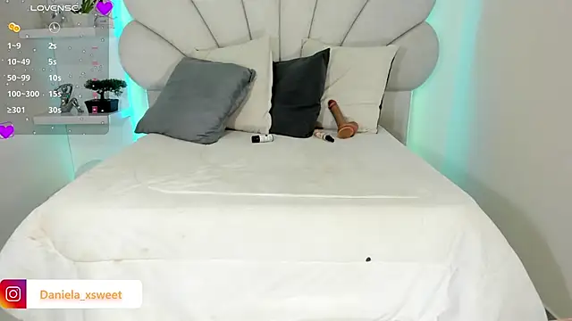 Danielaangelina online show from 02-03-26, 06:22