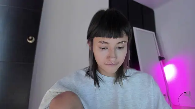 ggor4w33 online show from 02-19-26, 12:34