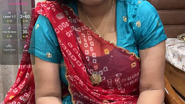 Snapshot of Alisaa-1 chatting on 02-24-25, 05:33 Alisaa-1 online show from 02-24-25, 05:33