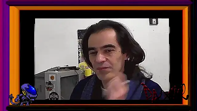 Snapshot of ReyDeBotones chatting on 02-26-25, 11:48 ReyDeBotones online show from 02-26-25, 11:48