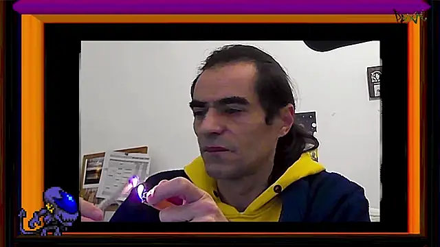 Snapshot of ReyDeBotones chatting on 03-13-25, 07:50 ReyDeBotones online show from 03-13-25, 07:50