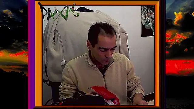 Snapshot of ReyDeBotones chatting on 02-25-26, 09:24 ReyDeBotones online show from 02-25-26, 09:24