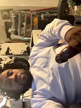 Snapshot of BigDMann40 chatting on 11-30-25, 09:13 BigDMann40 online show from 11-30-25, 09:13