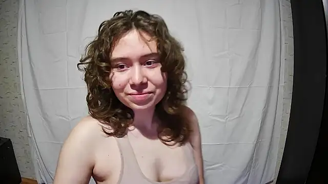 girliemilk online show from 11-25-25, 10:43