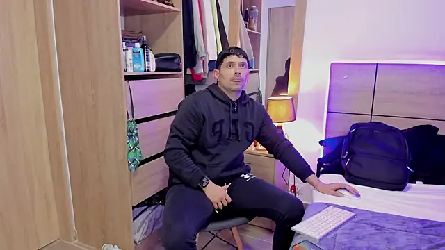 ILoveNYStyle online show from 03-12-25, 01:36