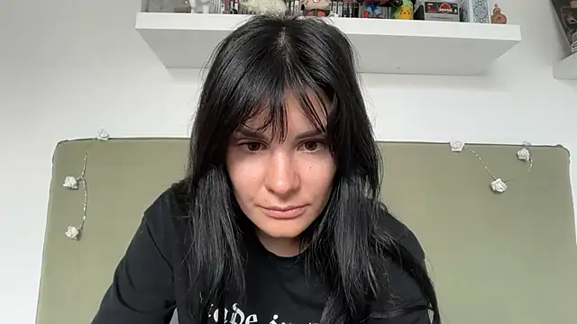Petitecookie online show from 05-17-26, 05:42