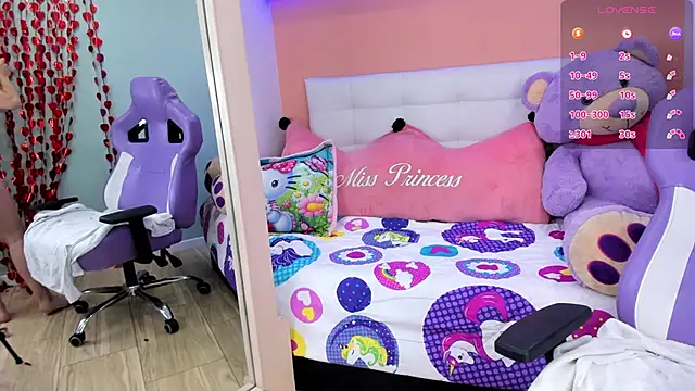 Snapshot of miss__lizeth chatting on 02-14-25, 09:21 miss lizeth online show from 02-14-25, 09:21