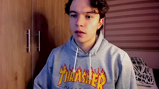 Mastrangelo xxx online show from 02-05-26, 04:28