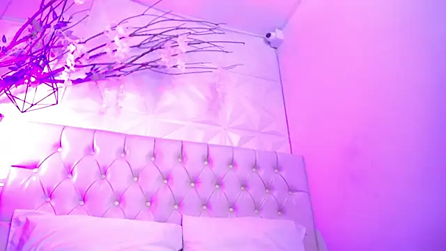 Pamela Rut  online show from 11-18-25, 07:51