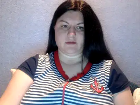 KiraSwee online show from 03-14-25, 06:18