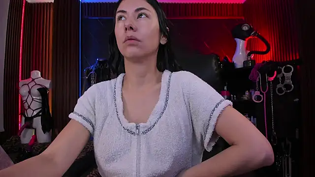 XiaQueen online show from 02-03-26, 11:59