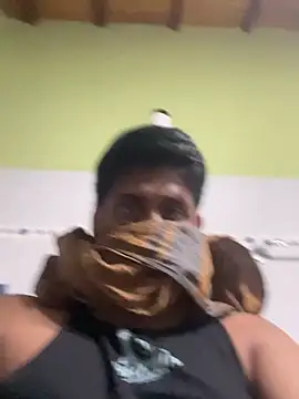 Snapshot of sixinchespaka chatting on 02-16-25, 12:08 sixinchespaka online show from 02-16-25, 12:08