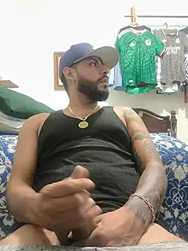 Snapshot of dickman10 chatting on 06-22-26, 04:31 dickman10 online show from 06-22-26, 04:31