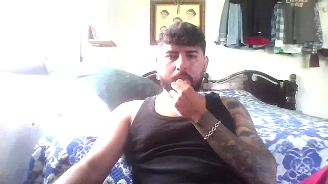 Snapshot of dickman10 chatting on 07-13-26, 06:55 dickman10 online show from 07-13-26, 06:55