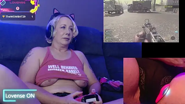 Snapshot of Trixiekittycutie chatting on 09-13-25, 01:38 Trixiekittycutie online show from 09-13-25, 01:38