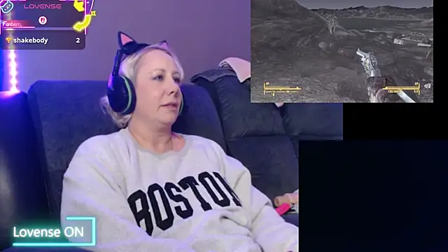 Snapshot of Trixiekittycutie chatting on 09-21-25, 04:41 Trixiekittycutie online show from 09-21-25, 04:41