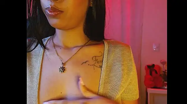 SallyWhitee online show from 03-21-25, 06:27