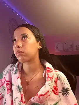 SallyWhitee online show from 02-11-26, 04:06