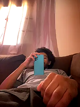 Mineirinho043 online show from 11-12-25, 01:22