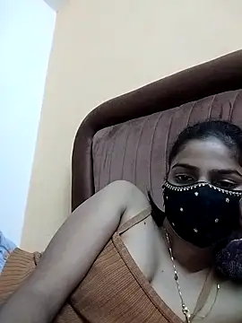 Snapshot of fuungirl38 chatting on 05-04-26, 03:19 fuungirl38 online show from 05-04-26, 03:19