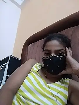 Snapshot of fuungirl38 chatting on 05-31-26, 04:47 fuungirl38 online show from 05-31-26, 04:47