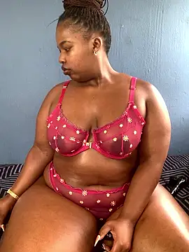 Snapshot of Cuddle_Bear chatting on 01-12-26, 07:24 Cuddle Bear online show from 01-12-26, 07:24