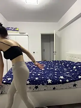 Celine Roxelle online show from 01-15-26, 01:48