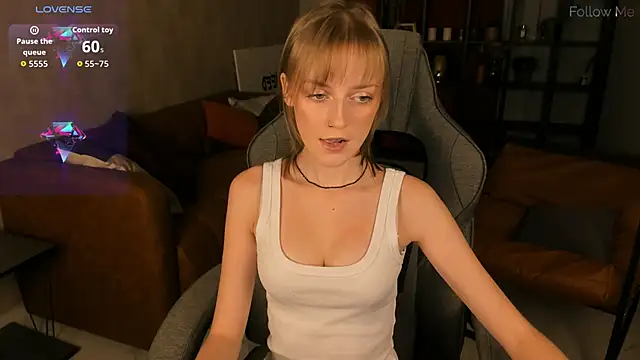 KiraMontoya online show from 11-06-25, 05:25