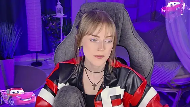 KiraMontoya online show from 05-15-26, 11:45
