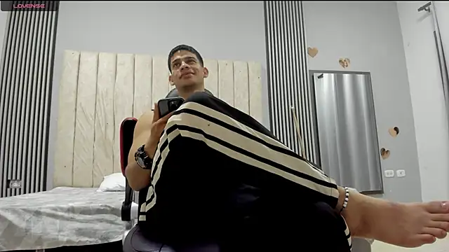 ANDRES STUD online show from 02-14-26, 04:31